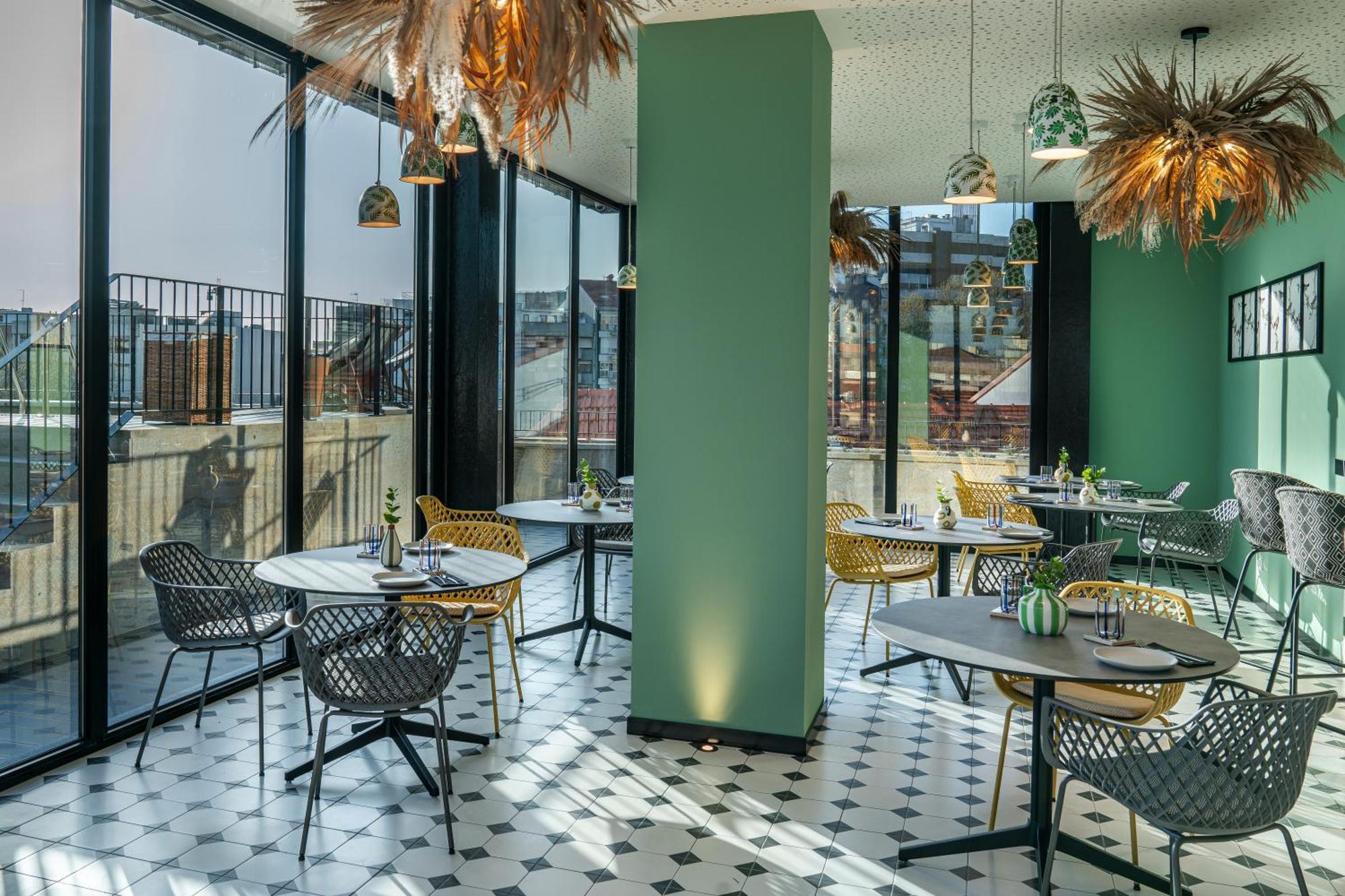 Vincci Bonjardim Hotel Porto Bagian luar foto