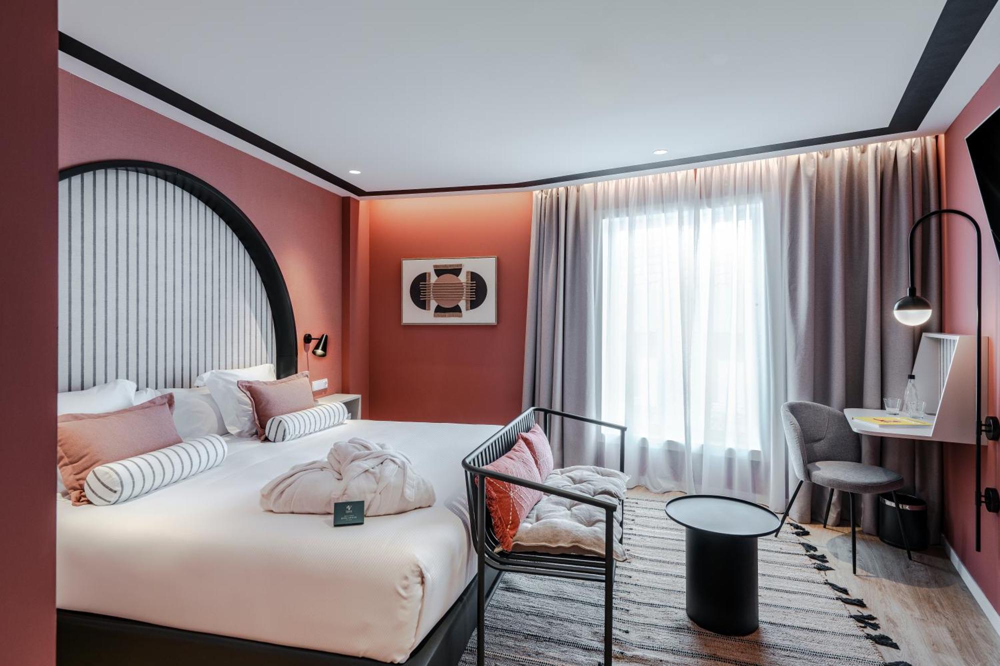 Vincci Bonjardim Hotel Porto Bagian luar foto