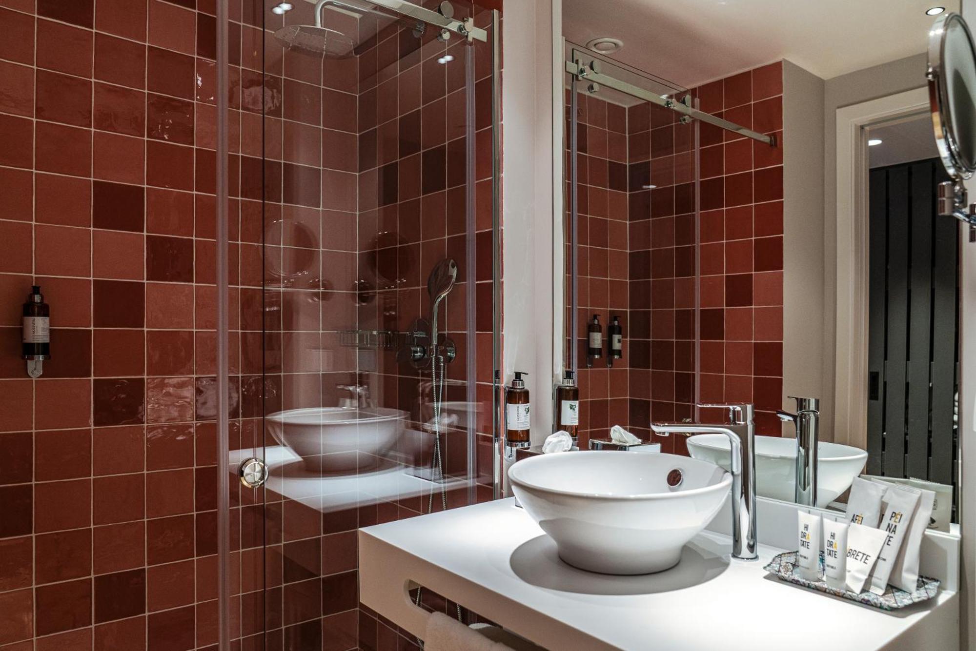 Vincci Bonjardim Hotel Porto Bagian luar foto