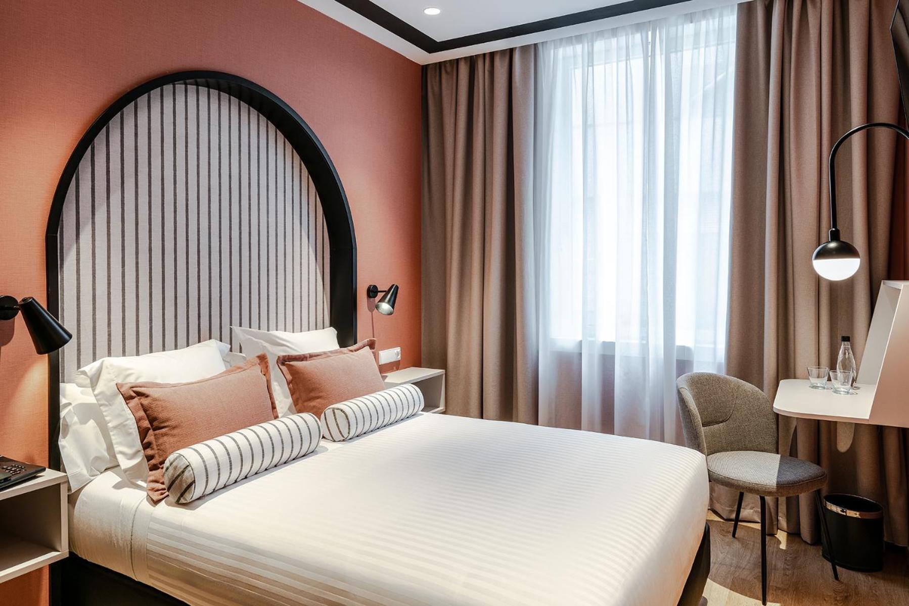 Vincci Bonjardim Hotel Porto Bagian luar foto